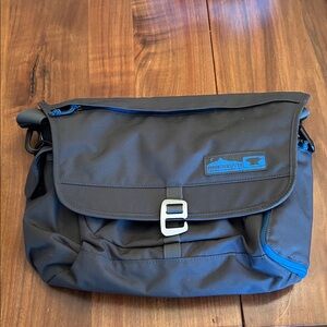Mountainsmith Adventure Office Messenger Bag Gray with Yellow Interlining